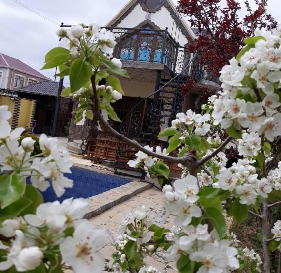 舒适三人间, Baku Black Mountain Guest House