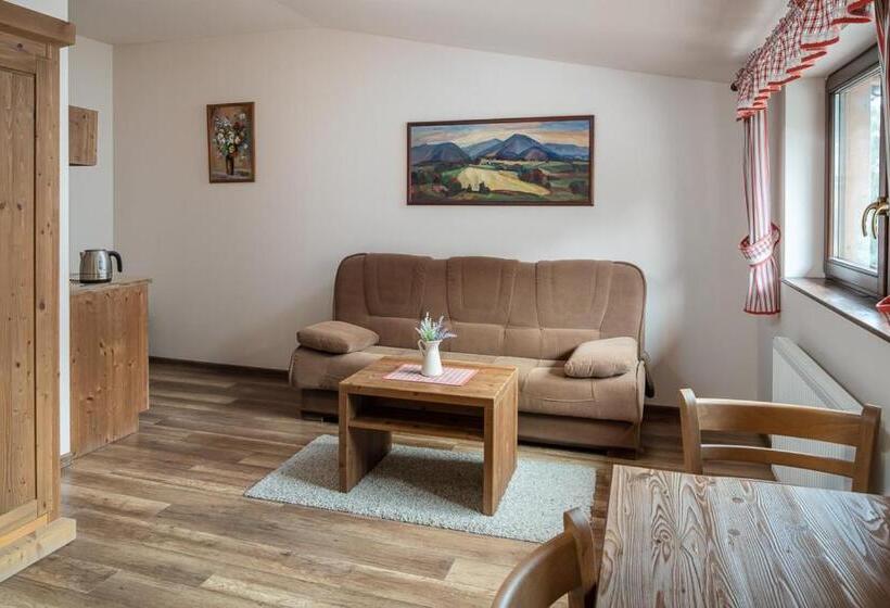 带露台的豪华间, Wellness Hotel Ondrášův Dvůr