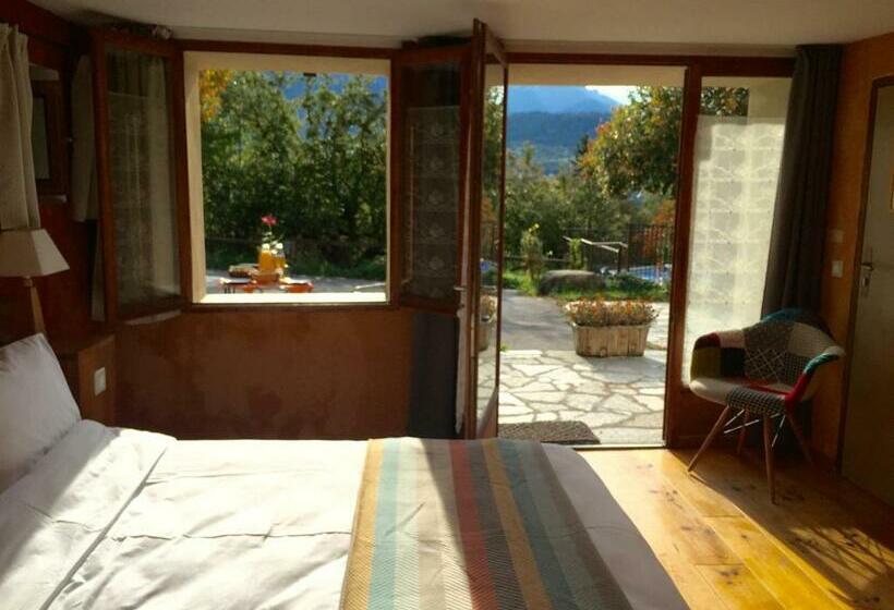 Номер Deluxe с Террасой, Chambre D'hôtes La Grange Des Ecrins