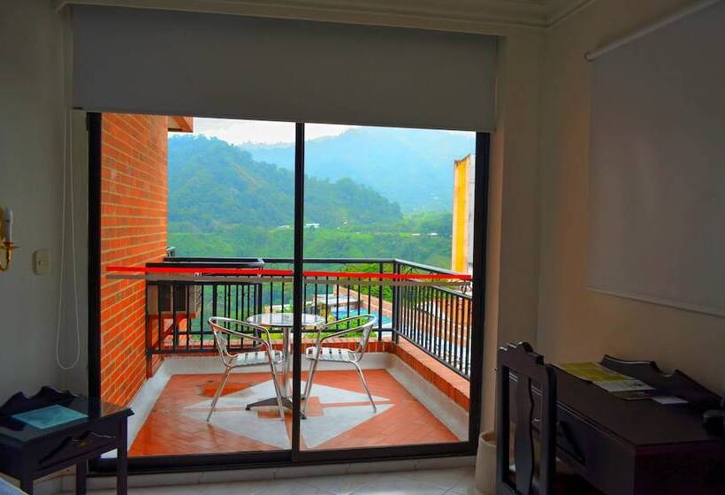 스탠다드 트리플 룸, Casa Morales Hotel Internacional Y Centro De Convenciones