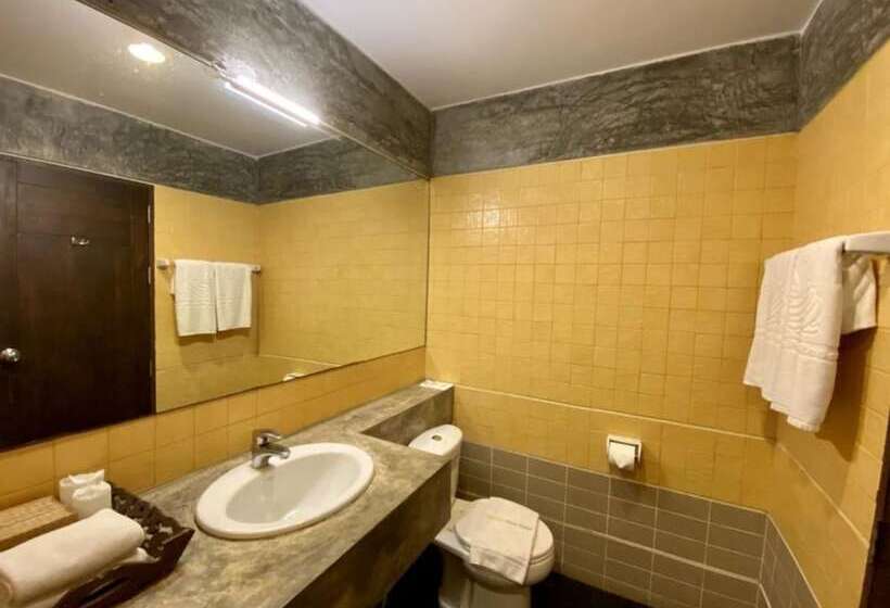 Номер Deluxe Вид на Море, Golden Pine Beach Resort