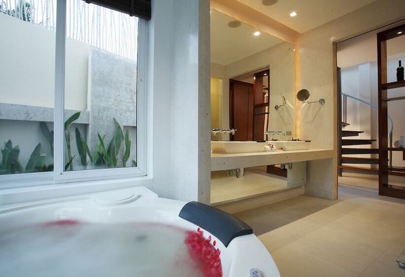 빌라 1 베드룸 - 수영장, La Flora Resort Patong