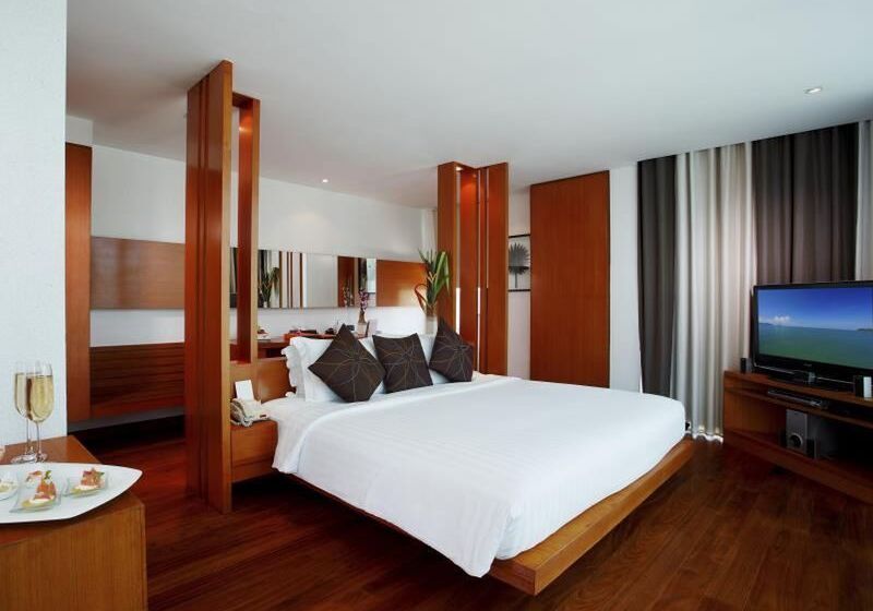 바다 전망 스위트, La Flora Resort Patong