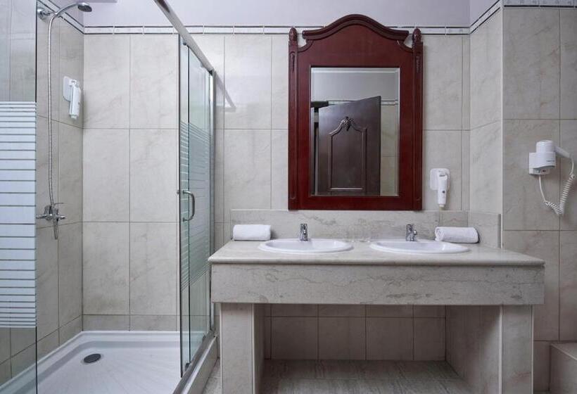 Полулюкс Вид на Сад, Sandy Beach Resort