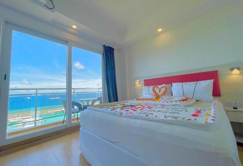 اتاق استاندارد با چشم‌انداز دریا, Icom Marina Sea View