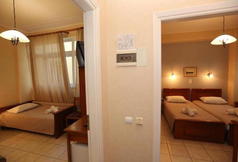 家庭间, Aigli Hotel Syros