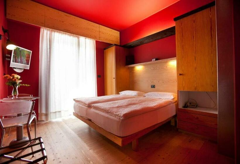 חדר סטנדרט עם מרפסת ונוף לגינה, Ambienthotel Luna Rossa Adults Only