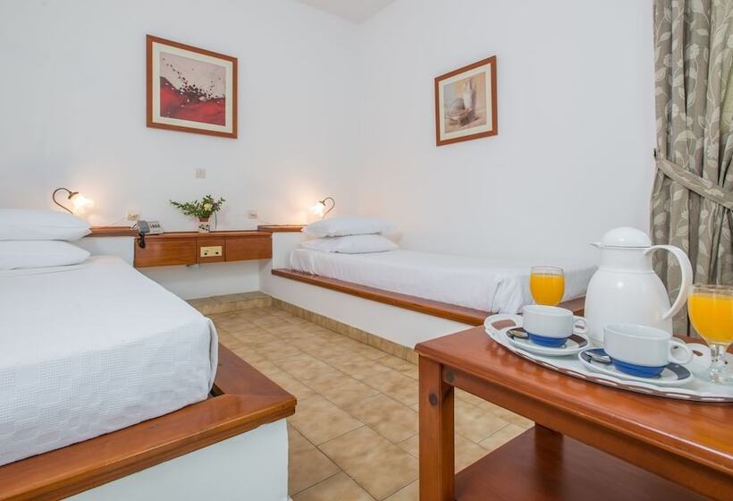 Бунгало Стандарт Вид на Сад, Delfinia Hotel & Bungalows