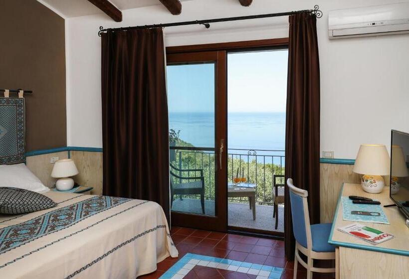 Номер Deluxe Вид на Море с Балконом, Il Borgo Bagabaga   Exclusive Country Retreat
