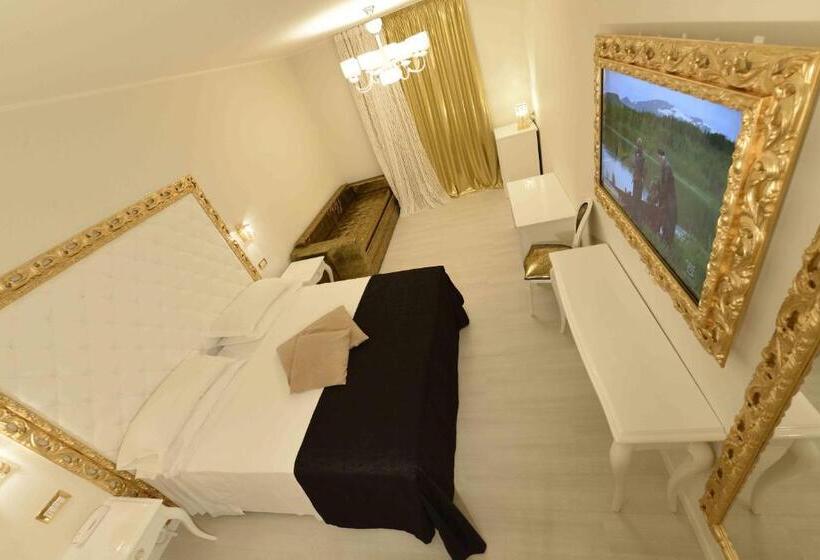 四人高级间, Mediterraneo Club Benessere