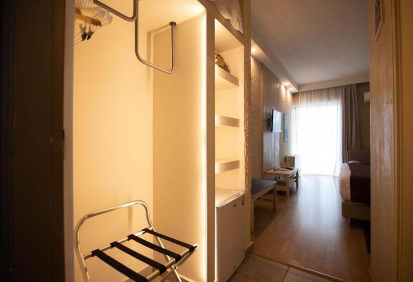 Triple Room Sea View, Nidimos