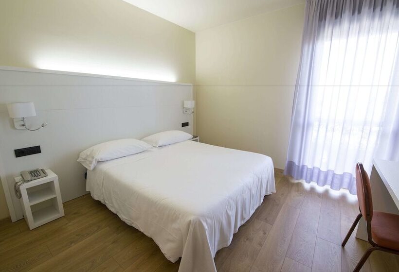 Номер Стандарт, Parigi 2 & Spa