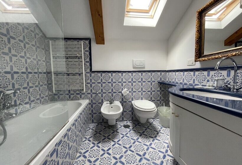 Номер Стандарт, The Secret Garden Relais