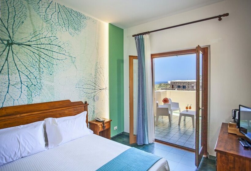 주니어 스위트, Suvaki Resort