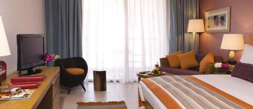 اتاق سوپریور با تخت بزرگ, Movenpick Resort & Spa Tala Bay Aqaba