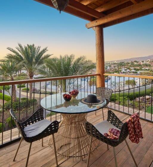 سوئیت با تخت بزرگ, Movenpick Resort & Spa Tala Bay Aqaba