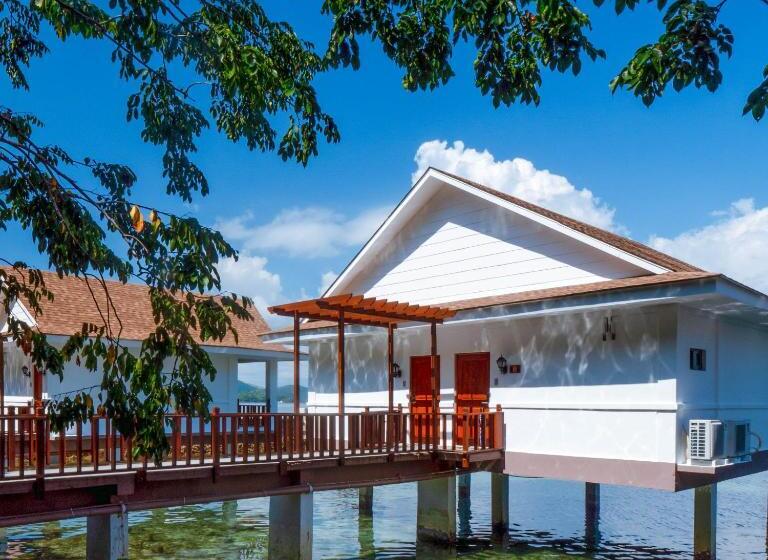 Номер Superior Вид на Море, Sunlight Eco Tourism Island Resort