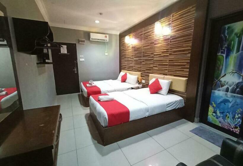اتاق لوکس سه تخته, Anggerik Garden Hotel   Ag