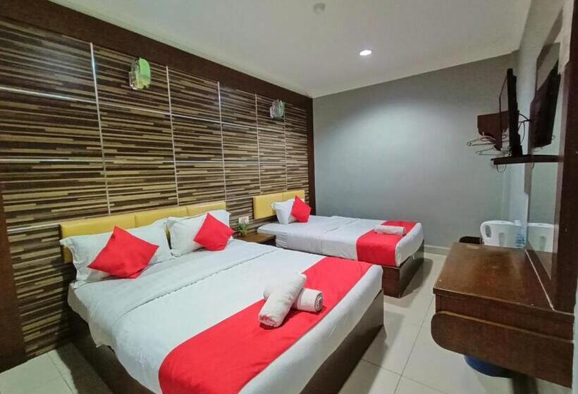اتاق استاندارد سه نفره, Anggerik Garden Hotel   Ag