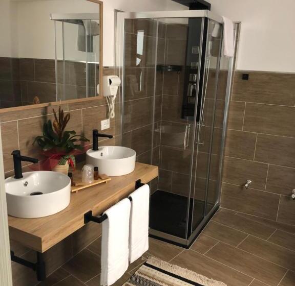 اتاق استاندارد, Donnarosahome
