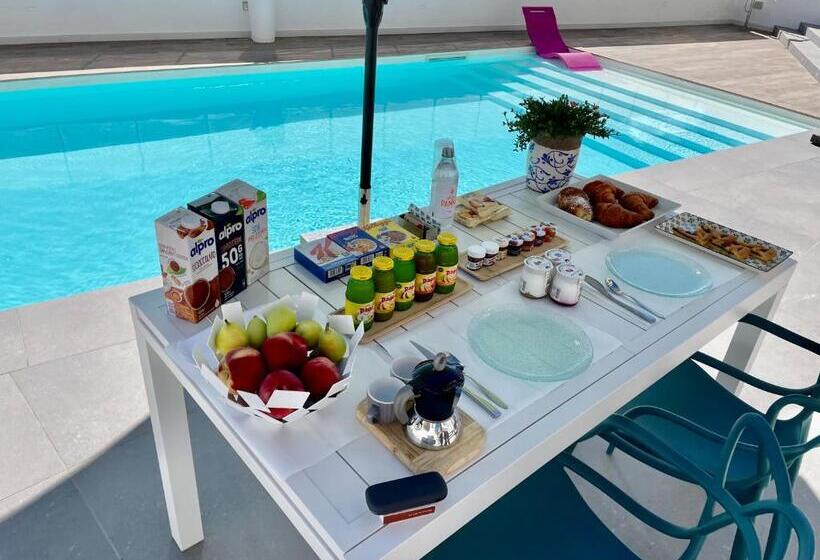 Люкс Кровать Кинг, Tropicana Suite   Adults Only