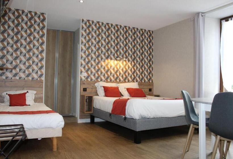 חדר משפחתי, Logis Hôtel Auberge De L Allagnonette