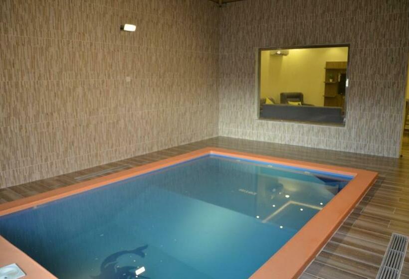 샬레, Marka Resort ماركاريزورت