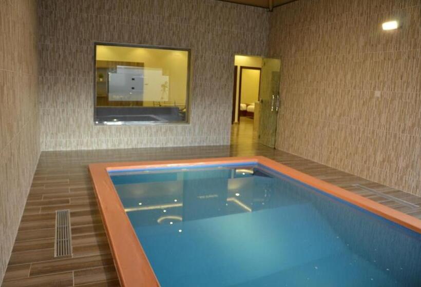 샬레, Marka Resort ماركاريزورت
