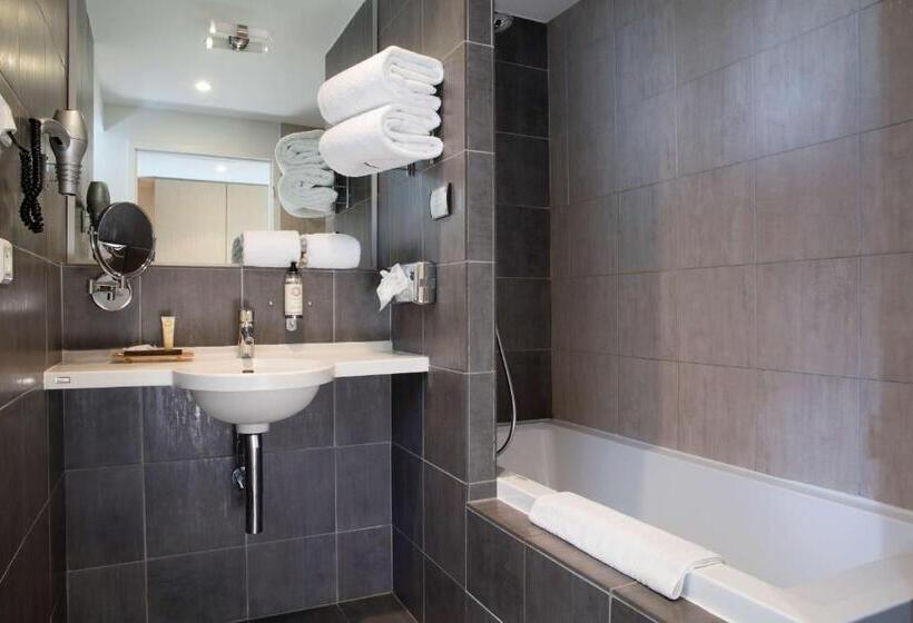 اتاق استاندارد چهار تخته, Best Western Plus Hotel Les Rives Du Ter