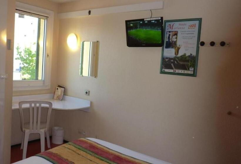 Номер Стандарт Трехместный, Eco Relais  Pau Nord