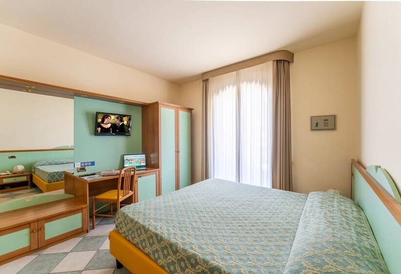 Номер Стандарт Трехместный, Villa Elena