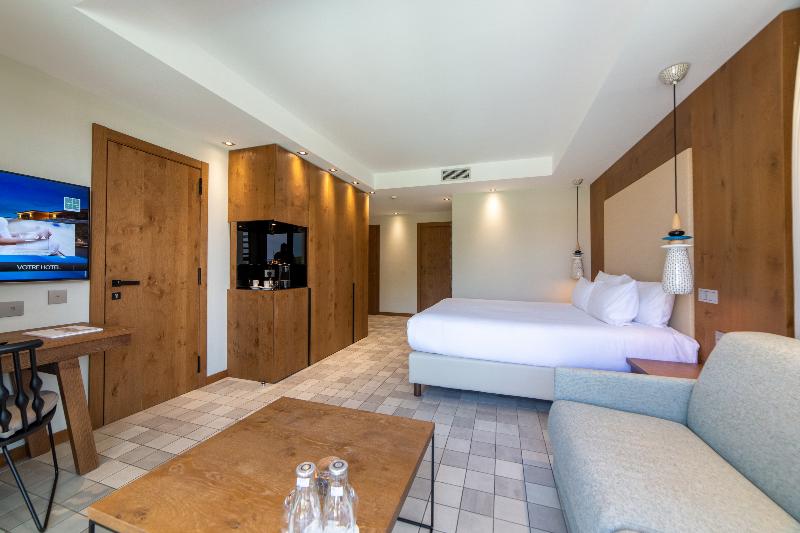 Номер Deluxe, Kube Saint Tropez