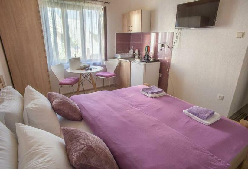 اتاق استاندارد, Apartmani Albion