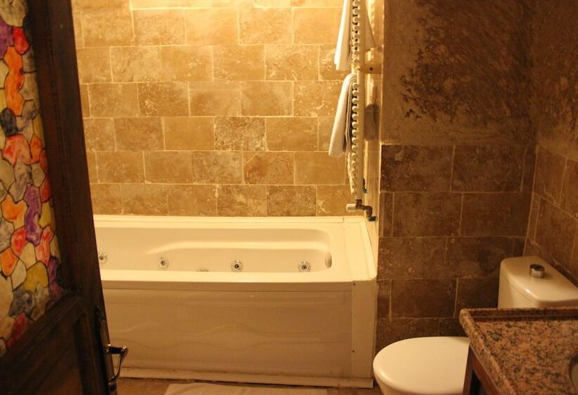 Номер Deluxe, Kismet Cave House