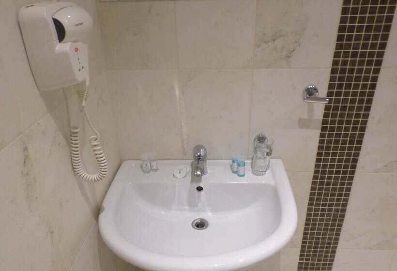 חדר אקונומי, Nafsika Hotel Athens Centre