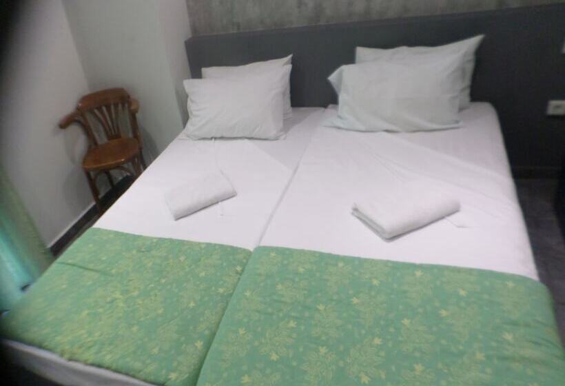 חדר אקונומי, Nafsika Hotel Athens Centre