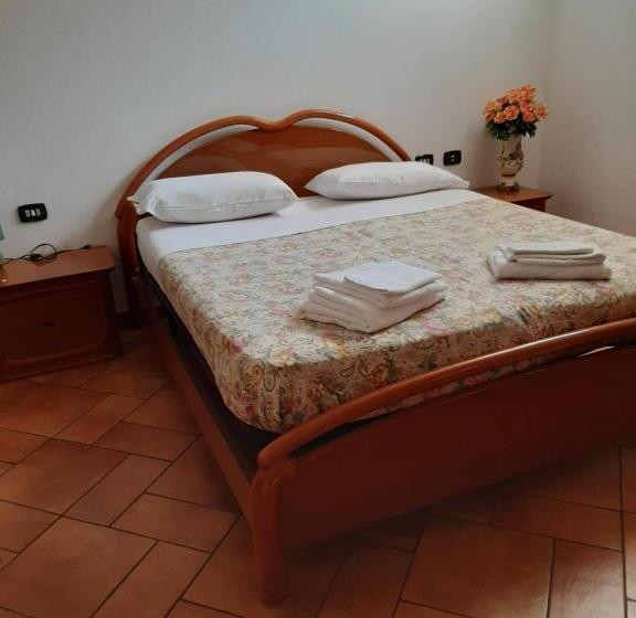 Номер Стандарт Трехместный, Casa Vacanze Da Cinzia