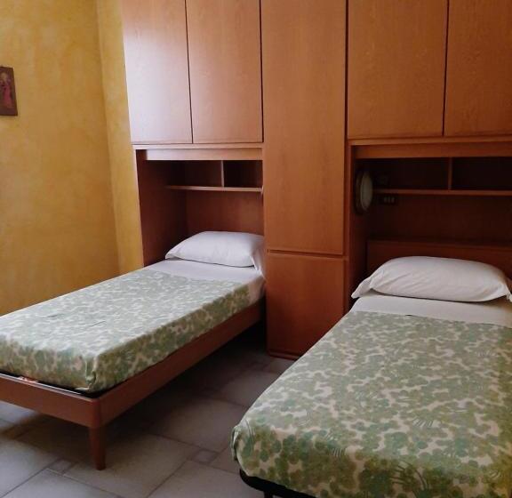 غرفة قياسية رباعية, Casa Vacanze Da Cinzia