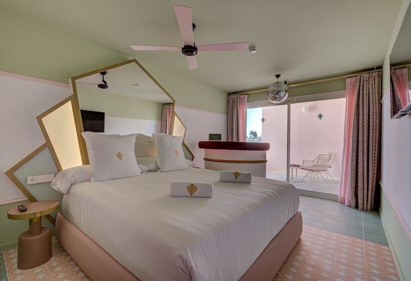 جناح جونيور, Grand Paradiso Ibiza  Adults Only