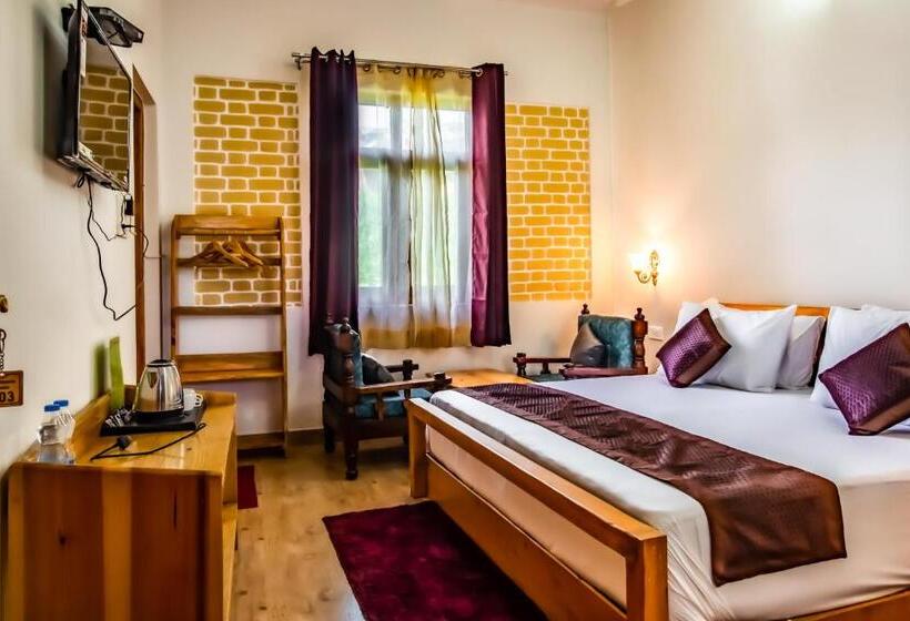 스탠다드 룸, La Riqueza Kanatal   Mountain View Rooms   Welcome New Year With Fresh Snowfall