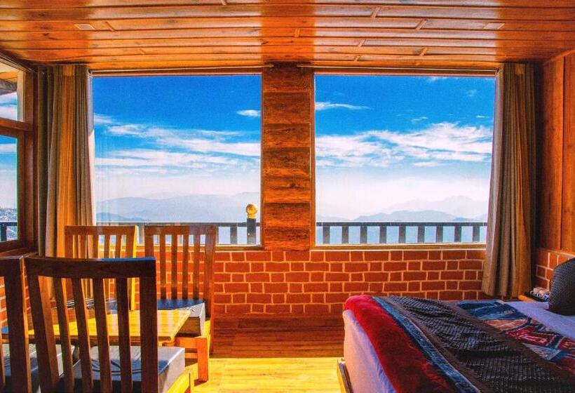 스탠다드 룸 킹사이즈 침대, La Riqueza Kanatal   Mountain View Rooms   Welcome New Year With Fresh Snowfall