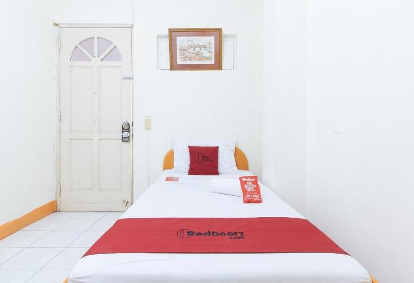 스탠다드 싱글 룸 공동욕실, Reddoorz Hostel @ St. Paul Village Lapulapu