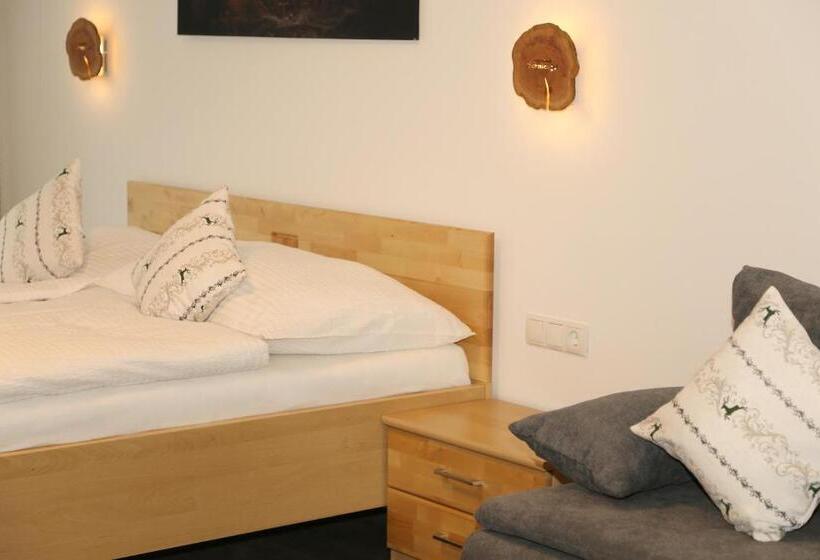 Апартаменты 1 Спальня с Террасой, Apartments Schmiedgut