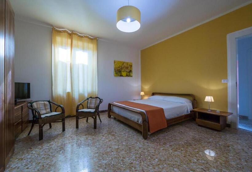 Номер Стандарт, La Casa Di Eolo