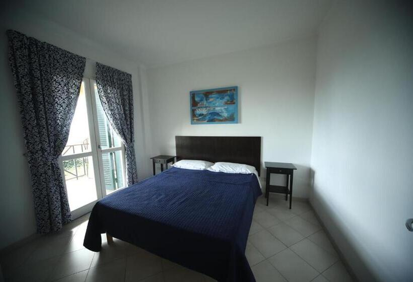 Трехместный Номер Deluxe Вид на Море, La Vista Agriturismo Boutique