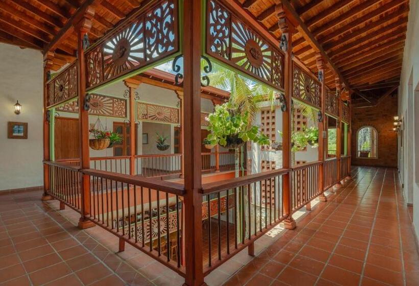 Трехместный Номер Superior, Granja Del Cafe Hotel Y Centro De Convenciones