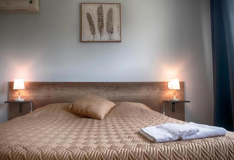 Номер Стандарт, Hôtel Les Lodges D Eauze