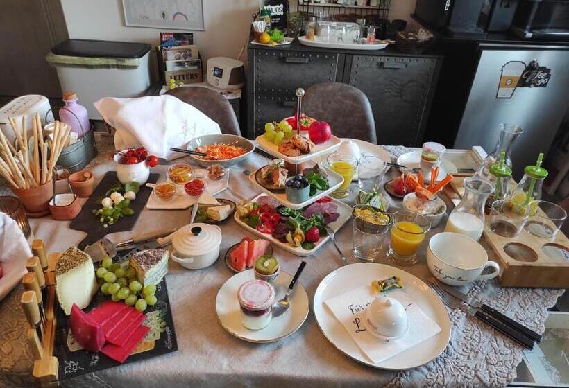 Семейное Бунгало, La Maison Bett & Bike