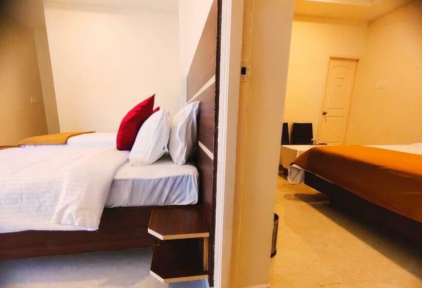 Семейный Номер, Thaai Residency
