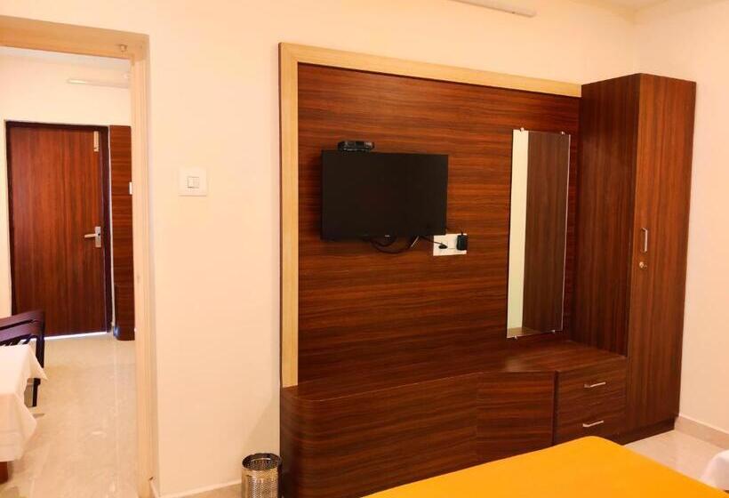 Семейный Номер, Thaai Residency